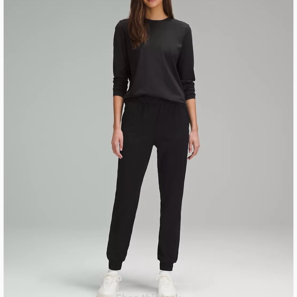 LULULEMON Stretch High-Rise Jogger Full Length black size 4